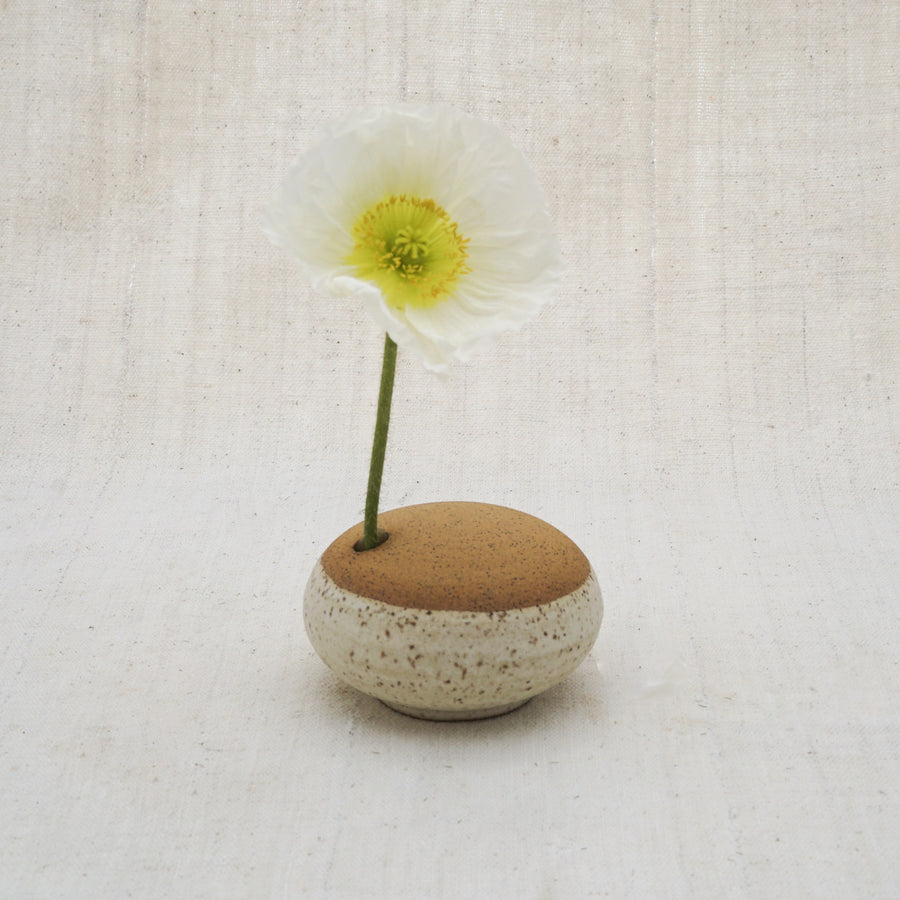 Exposed Clay- Single Stem Flower Frog