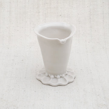 Sprightly Scallop Edge Vase