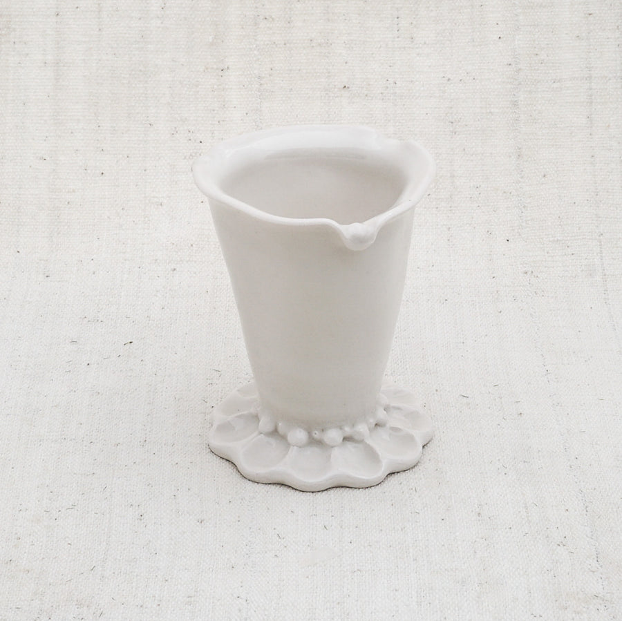 Sprightly Scallop Edge Vase